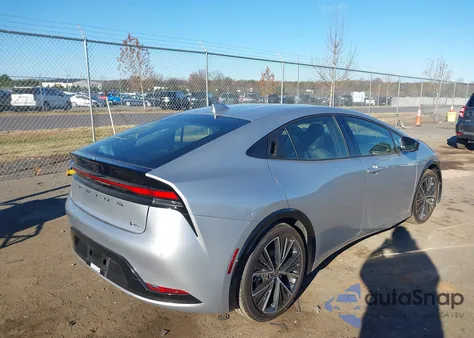 2025 Toyota Prius Xle z USA, uszkodzony, nr VIN JTDACAAU5S3063695